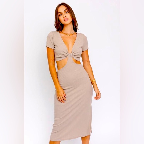 Le Lis Dresses & Skirts - Le Lis Tan Cut-Out Dress